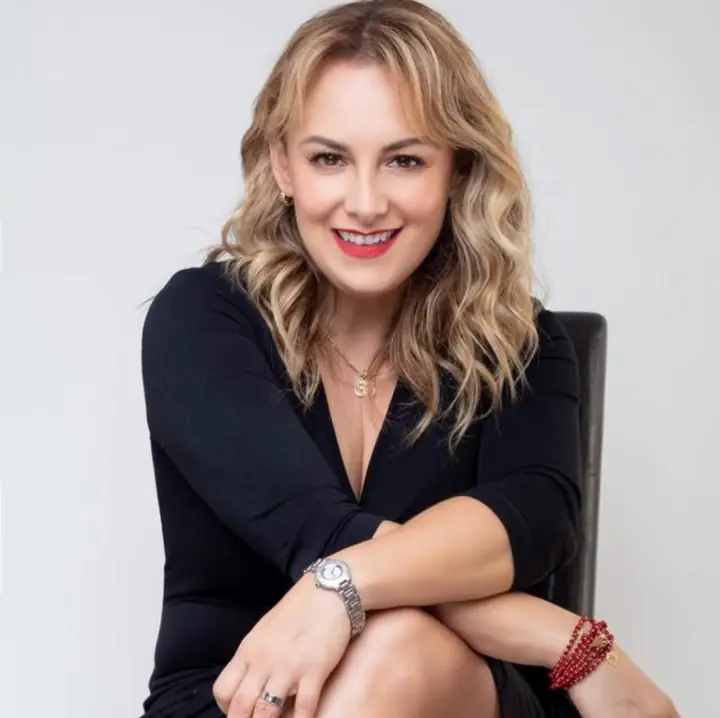Laura de la Peña